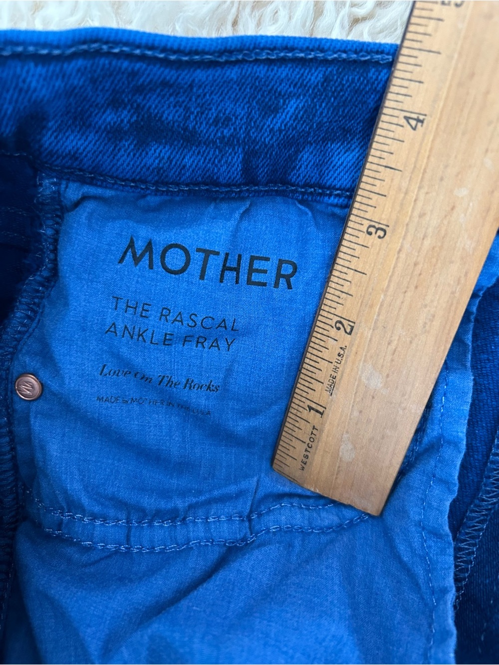 MOTHER Acid Washed The Rascal Ankle Jeans - Picture 8 of 9